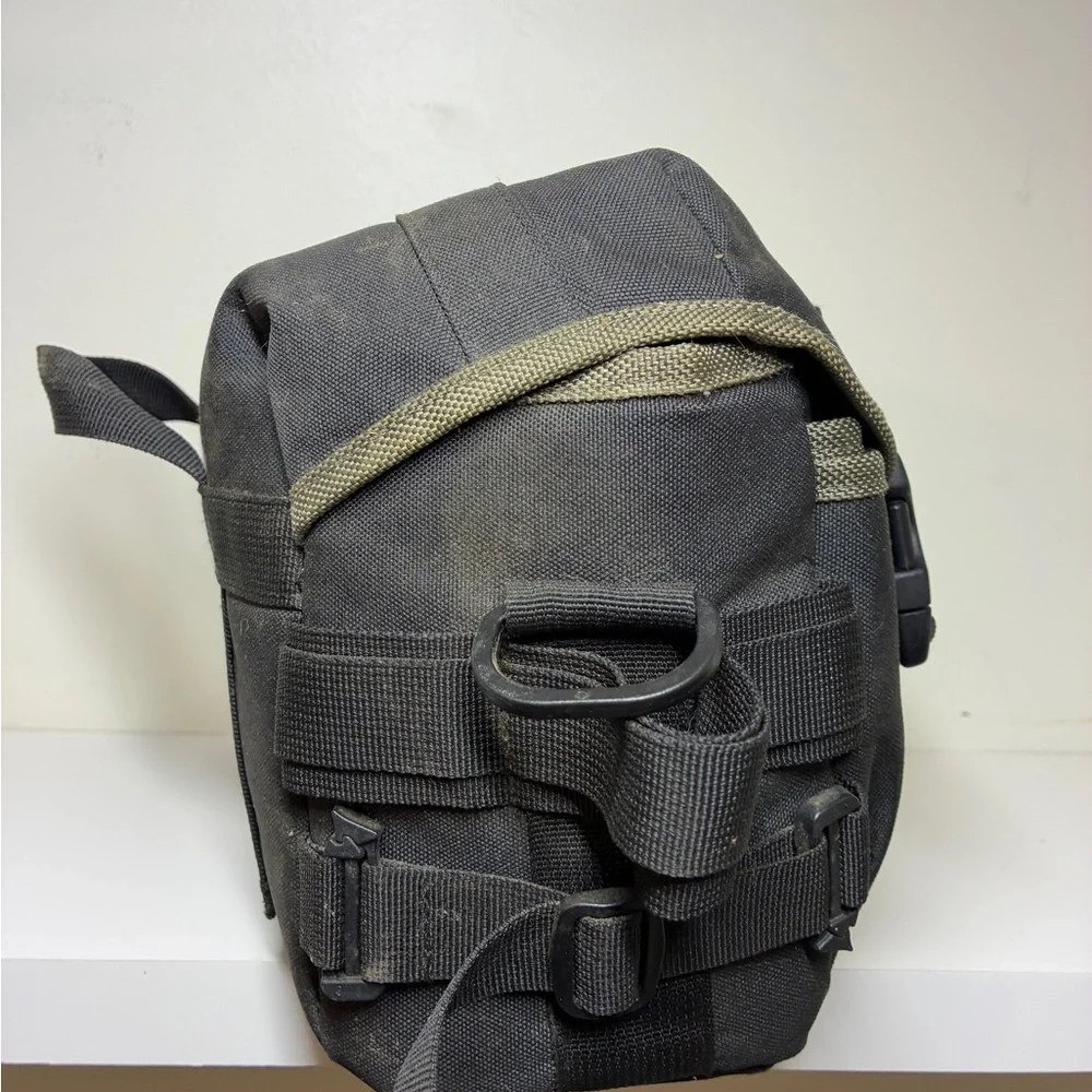 Vintage Genuine Canon Soft Canvas Carrying Case for Camera (Black)